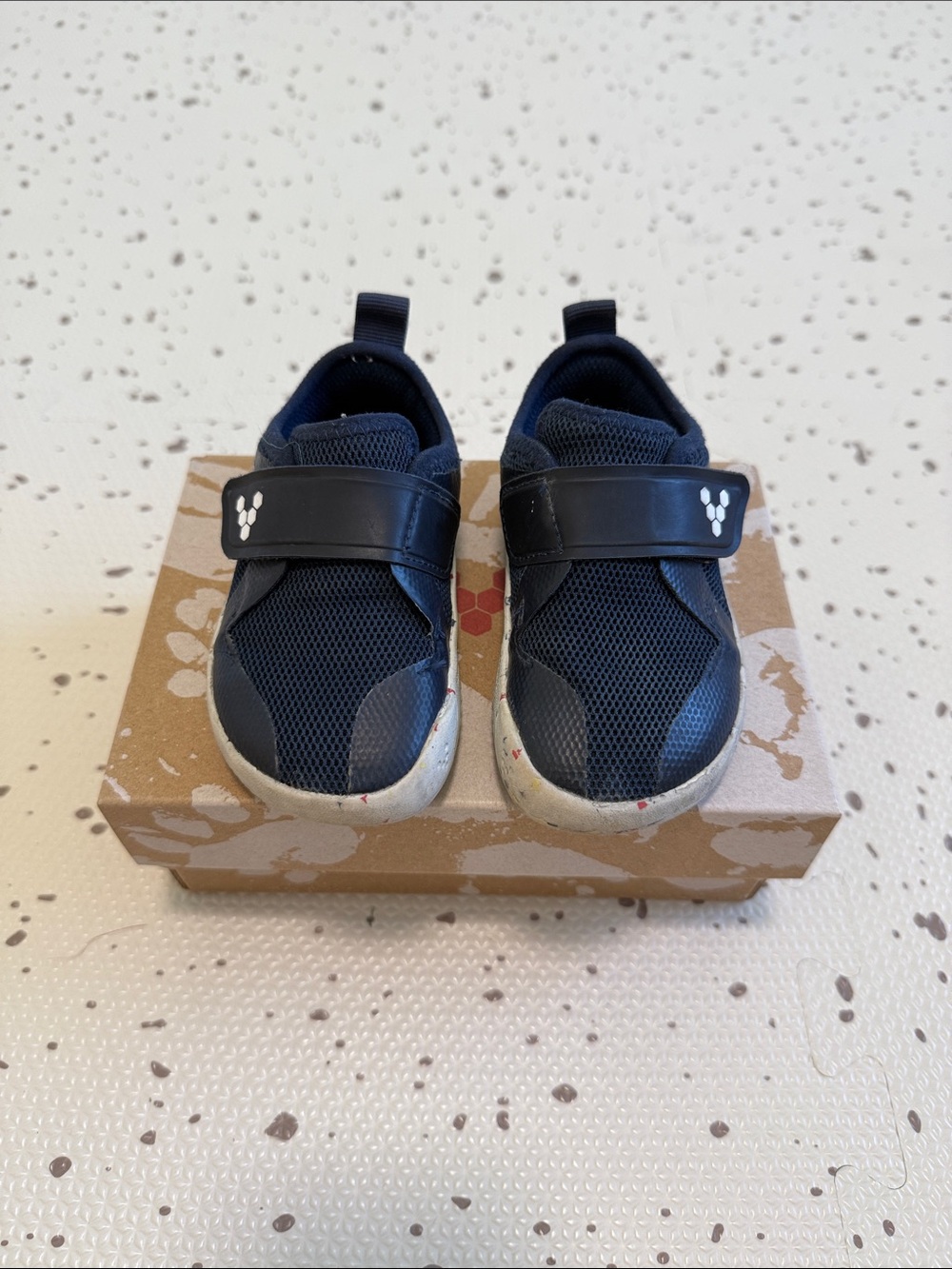 👶🏽 VIVOBAREFOOT -  US 6/EU 22 PRIMUS SPORT IV TODDLERS  DEEP OCEAN